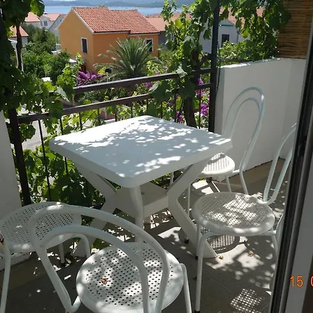 Apartments Mistral Orebic Room photo