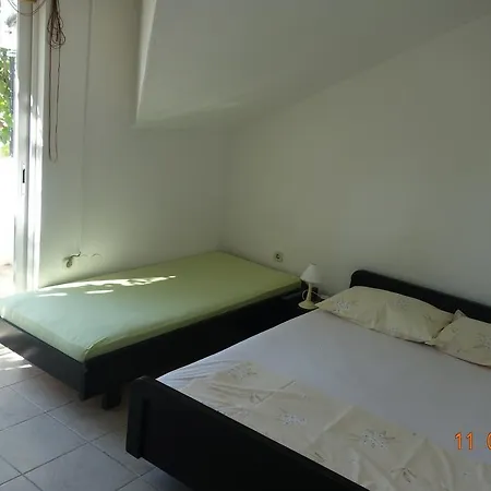 Apartments Mistral Orebic Room photo